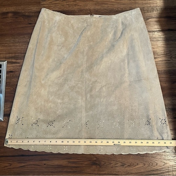 Charter Club Tan Suede Leather Skirt Vintage Size 20 Western Academia Old Money - Picture 5 of 7